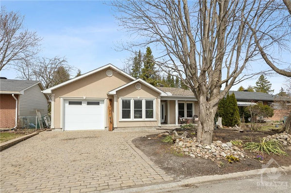 2127 BLUE JAY Crescent