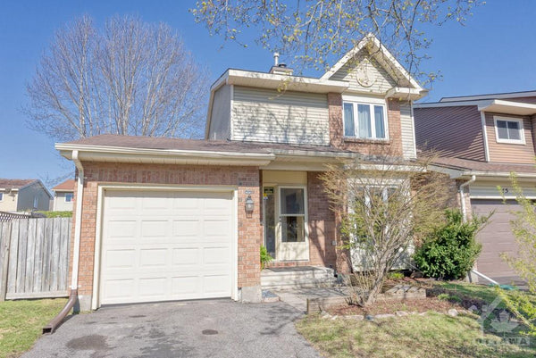 17 FAIR OAKS CRESCENT